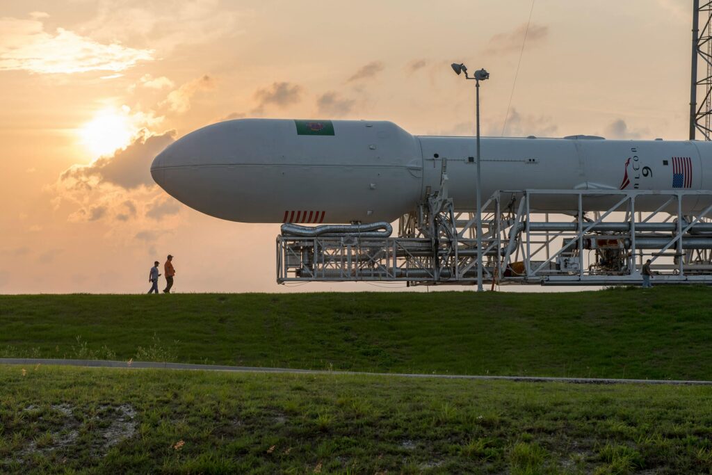 pexels-spacex-60126
